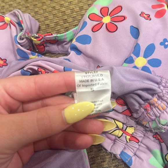 Dippin daisys bikini set in near perfect condition small stain shown in photo - Picture 5 of 5